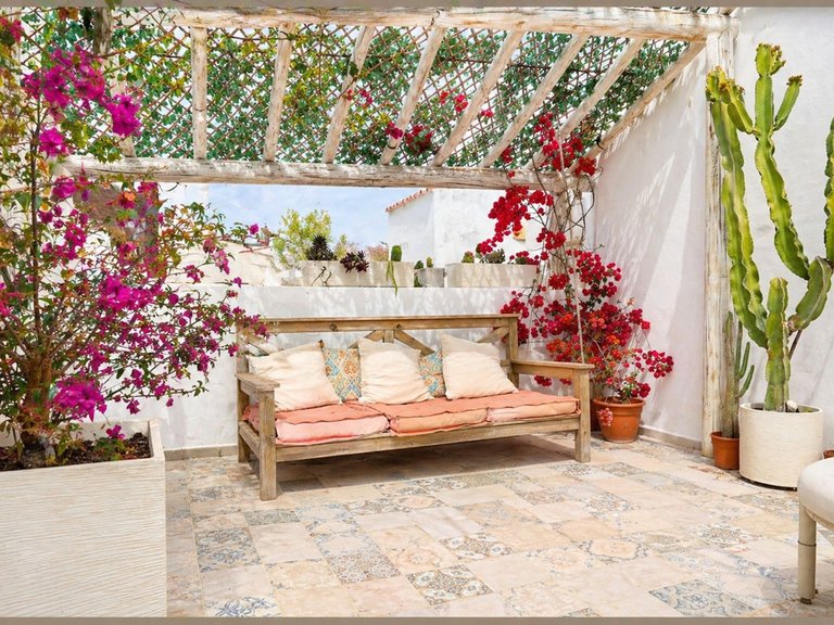 Villa for Sale in Estepona, Malaga 12