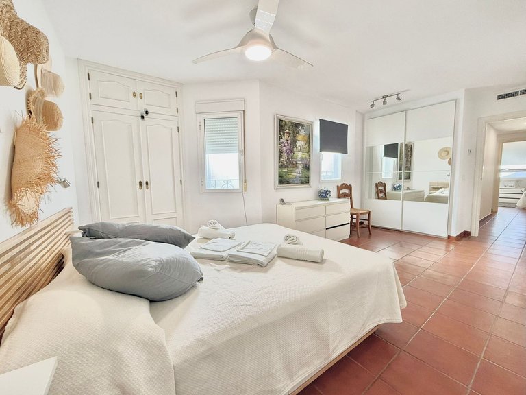 Apartment for Sale in Fuengirola, Malaga 11