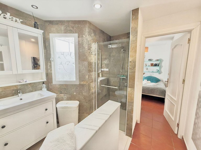 Apartment for Sale in Fuengirola, Malaga 16