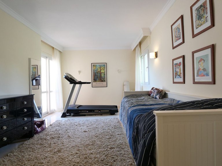 Apartment for Sale in Cabopino, Malaga 13