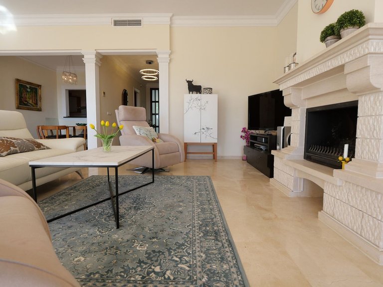 Apartment for Sale in Cabopino, Malaga 26