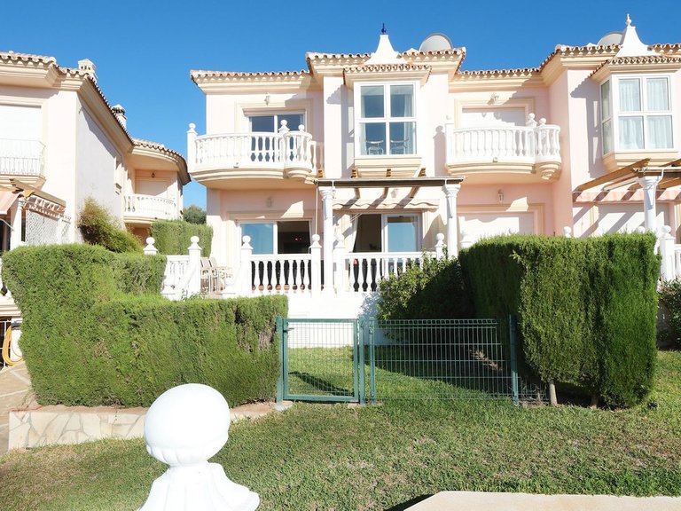 Apartment for Sale in Cabopino, Malaga 30