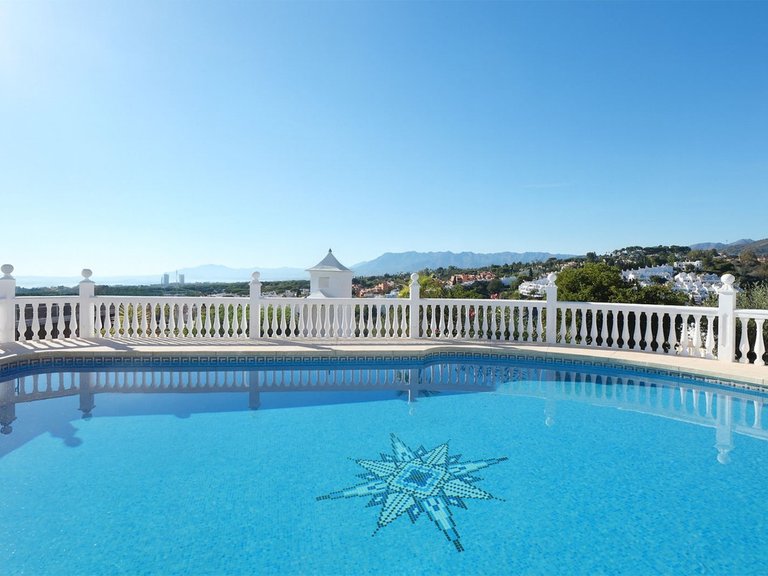 Apartment for Sale in Cabopino, Malaga 9