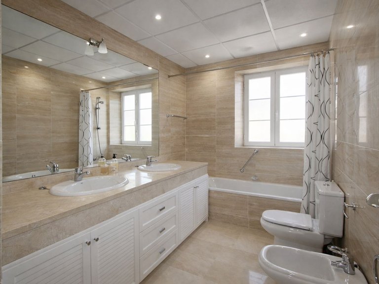 Villa for Sale in Elviria, Malaga 41