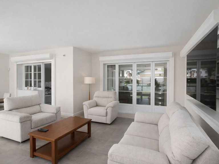 Villa for Sale in Elviria, Malaga 5