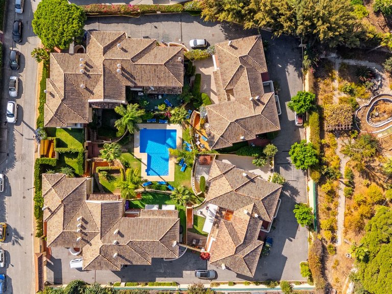 Villa for Sale in Elviria, Malaga 52
