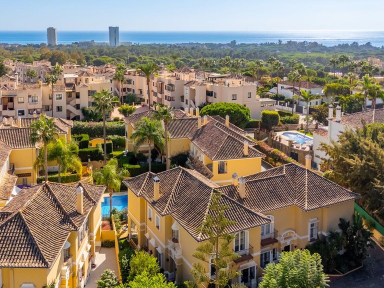Villa for Sale in Elviria, Malaga 53
