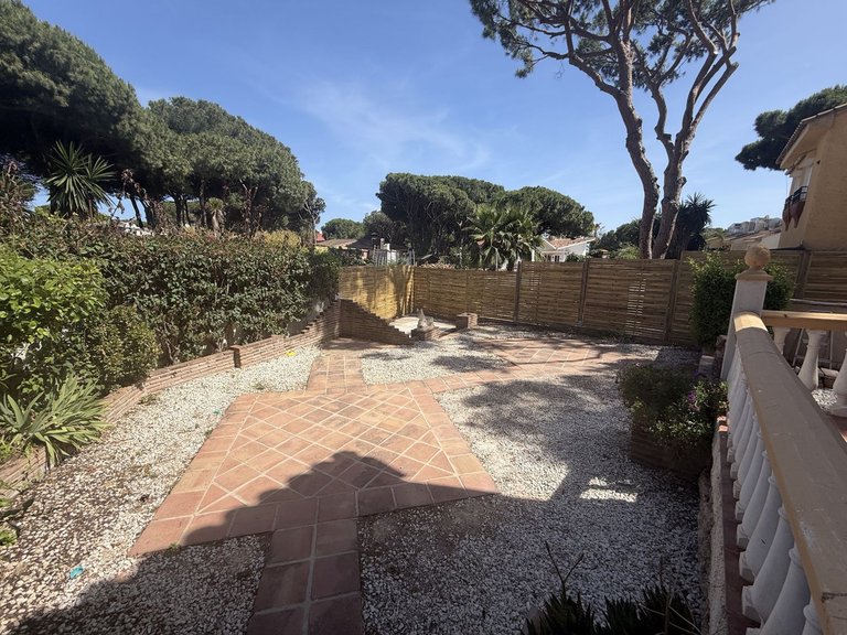 Villa for Sale in Calahonda, Malaga 23
