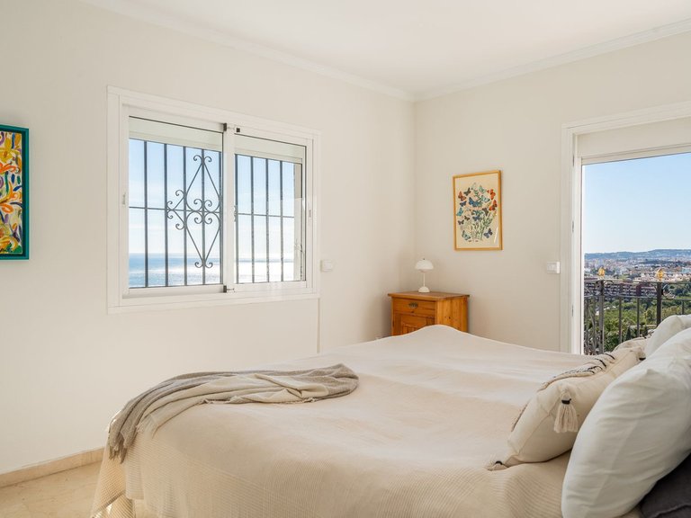 Villa for Sale in La Capellania, Malaga 14