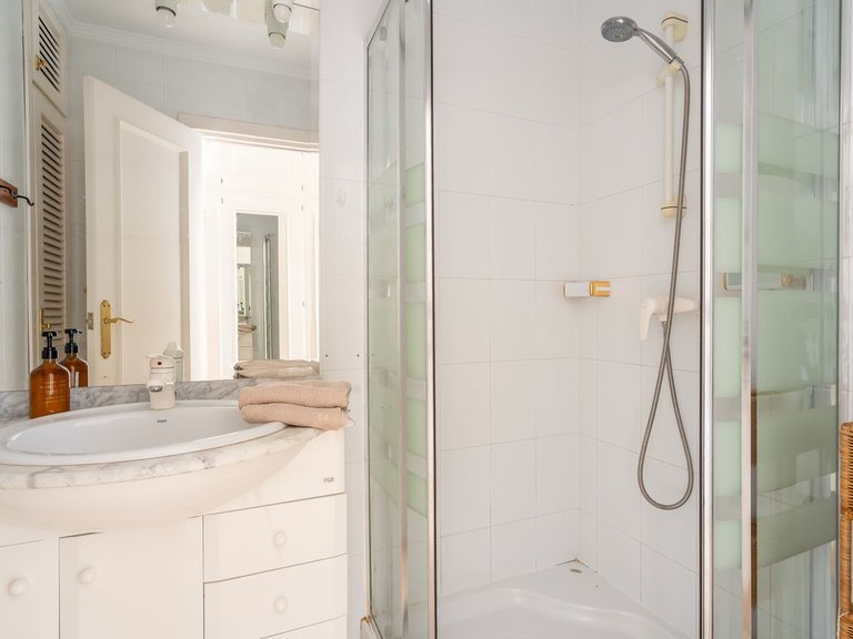 Villa for Sale in La Capellania, Malaga 21