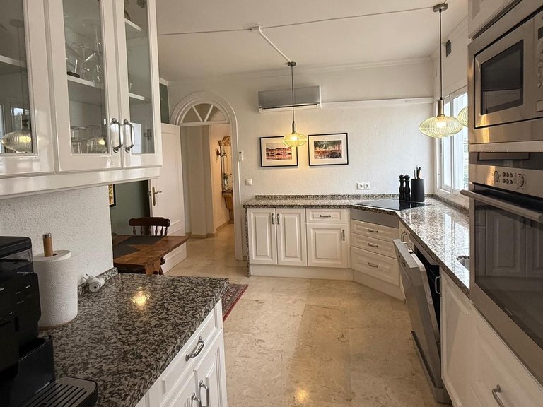 Villa for Sale in La Capellania, Malaga 24