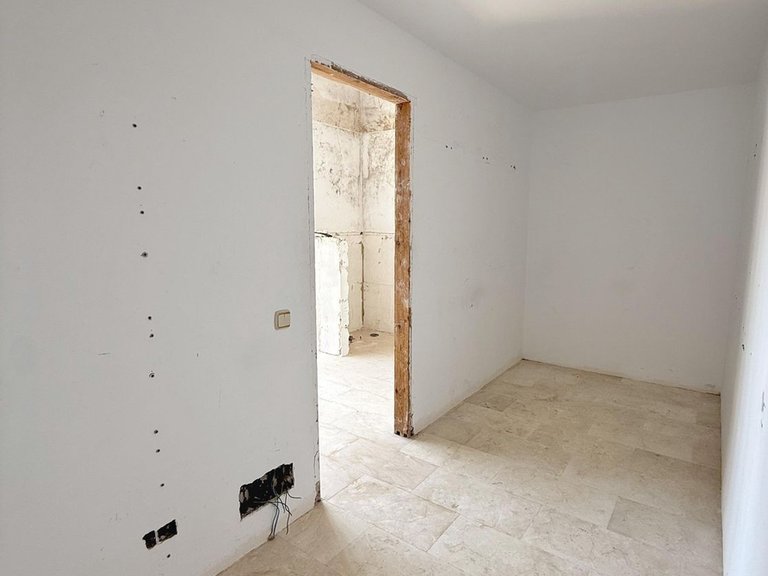 Villa for Sale in Elviria, Malaga 17