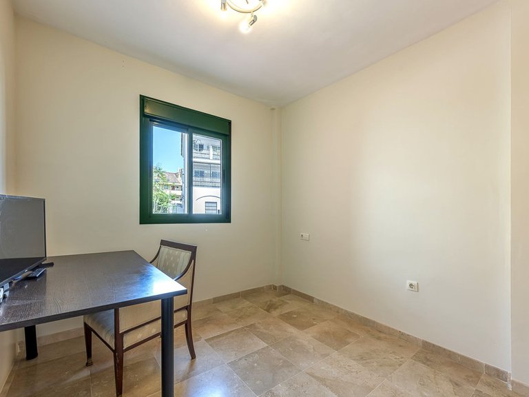 Apartment for Sale in Fuengirola, Malaga 10