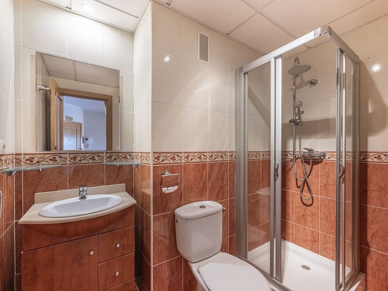 Apartment for Sale in Fuengirola, Malaga 17
