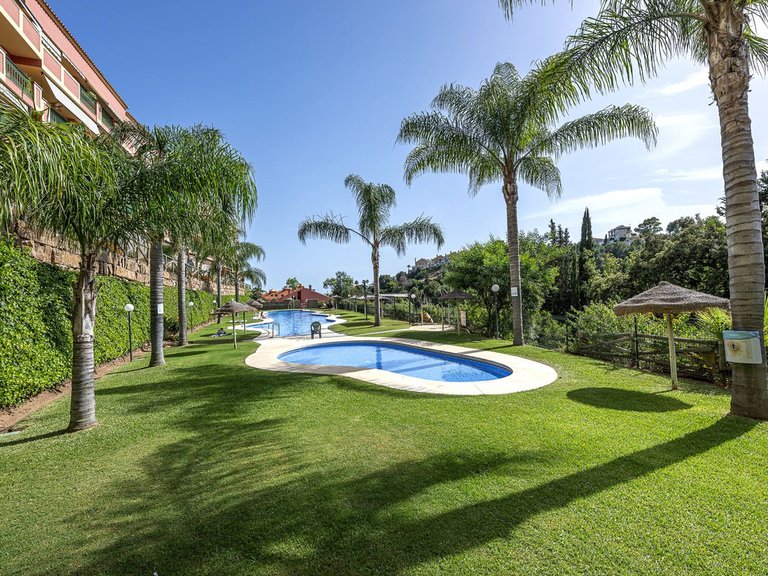 Apartment for Sale in Fuengirola, Malaga 2