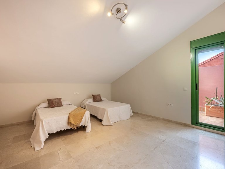 Apartment for Sale in Fuengirola, Malaga 30