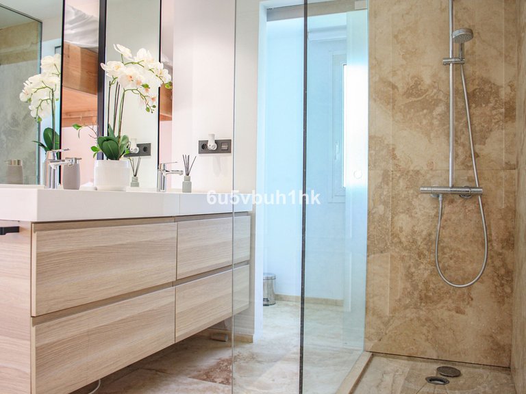 Apartment for Sale in Marbella, Malaga 31