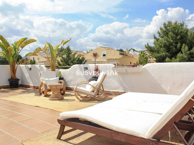 Apartment for Sale in Marbella, Malaga 43