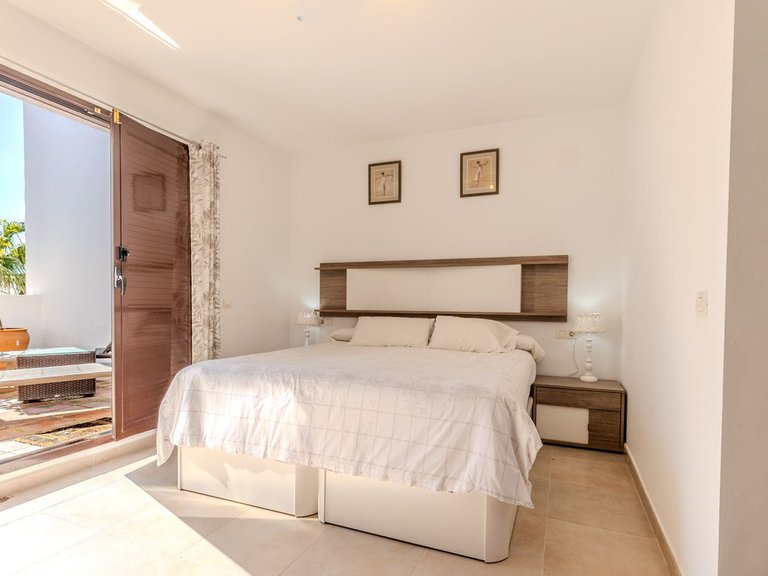 Apartment for Sale in Altos De Los Monteros, Malaga 16