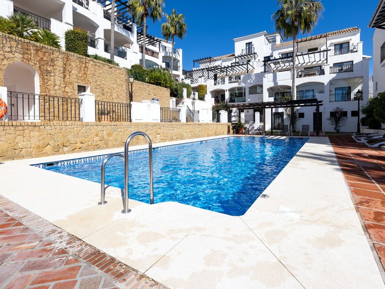Apartment for Sale in Altos De Los Monteros, Malaga 2