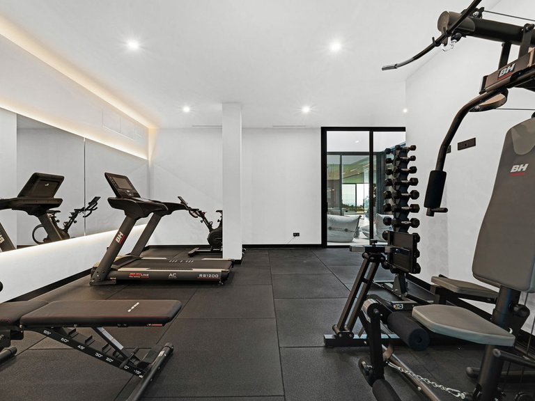 Villa for Sale in Costa del Sol El Madroñal, Malaga 30