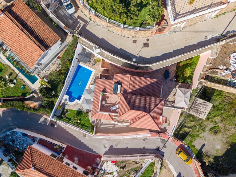 Villa for Sale in Torreblanca, Malaga 2
