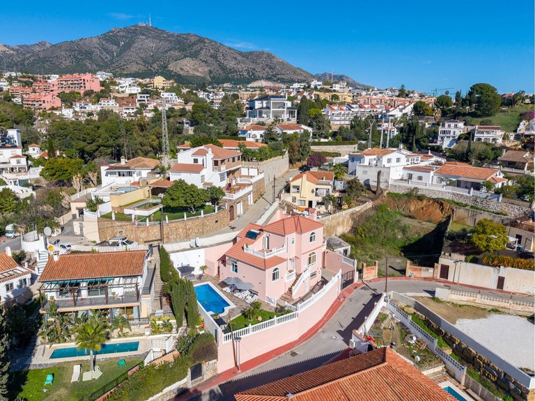 Villa for Sale in Torreblanca, Malaga 7