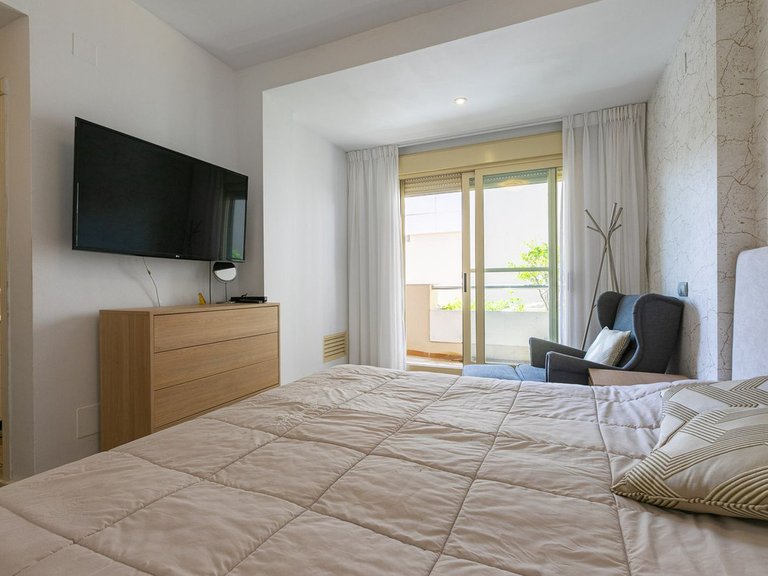 Apartment for Sale in Nueva Andalucía, Malaga 21