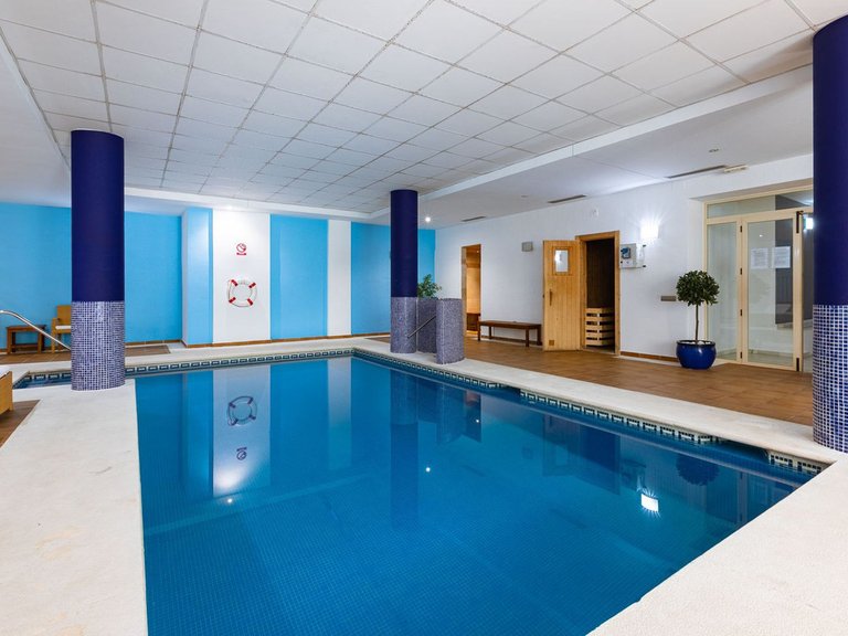Apartment for Sale in Nueva Andalucía, Malaga 36