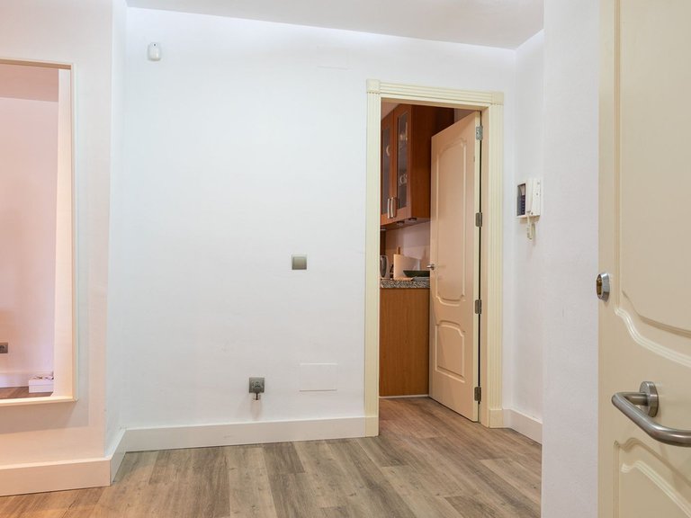 Apartment for Sale in Nueva Andalucía, Malaga 9