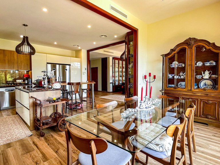 Villa for Sale in El Rosario, Malaga 10