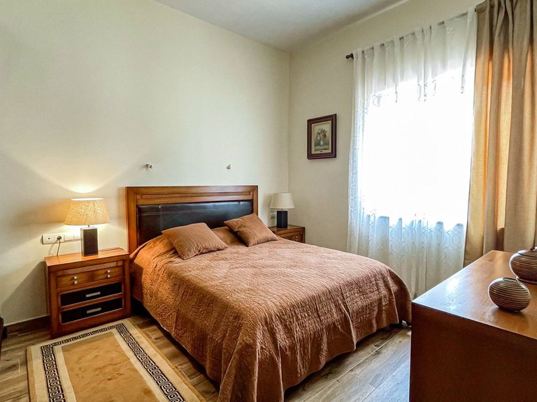 Villa for Sale in El Rosario, Malaga 15
