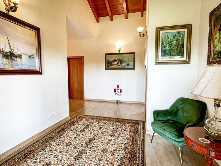 Villa for Sale in El Rosario, Malaga 32