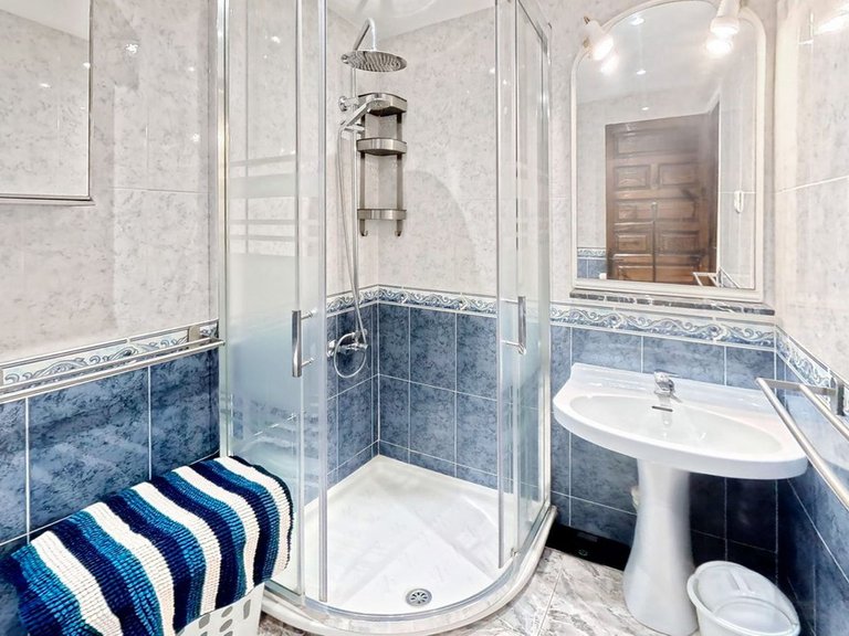 Apartment for Sale in Costa del Sol, Benalmadena Costa, Malaga 15