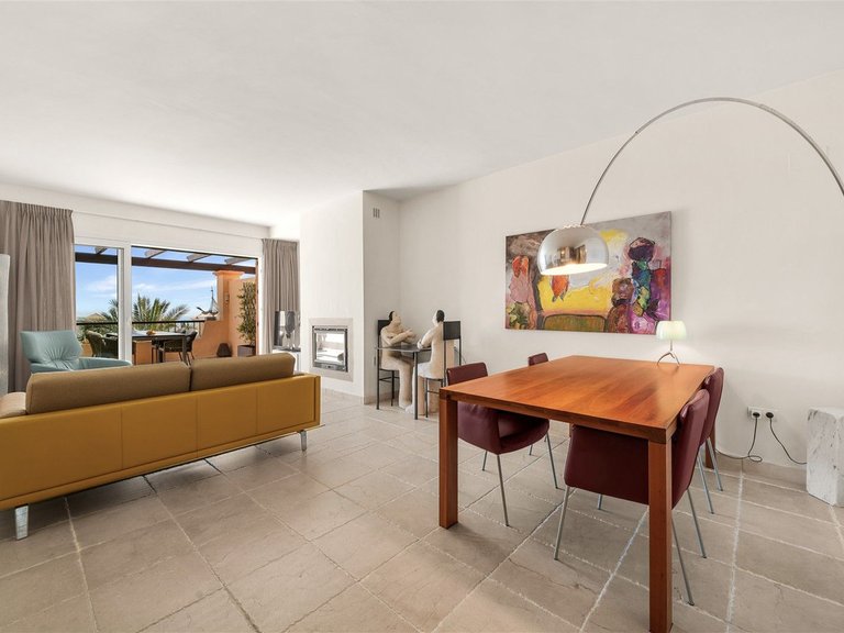 Apartment for Sale in Los Flamingos, Malaga 11