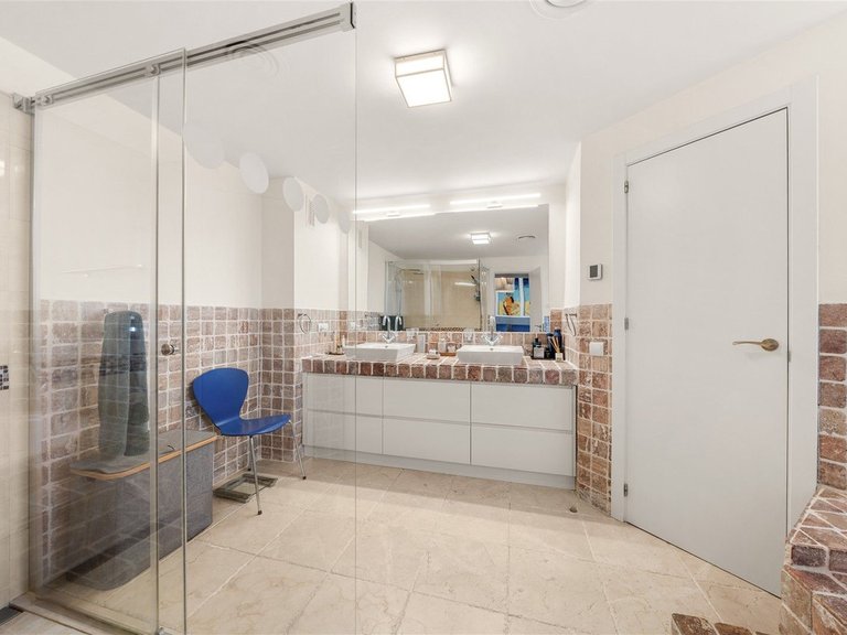 Apartment for Sale in Los Flamingos, Malaga 25