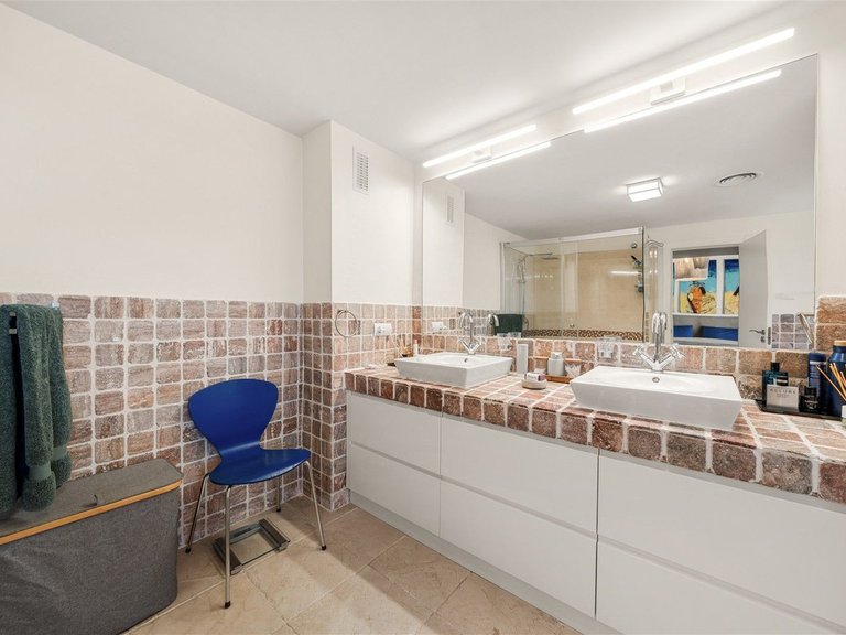 Apartment for Sale in Los Flamingos, Malaga 26