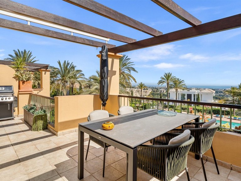 Apartment for Sale in Los Flamingos, Malaga 3