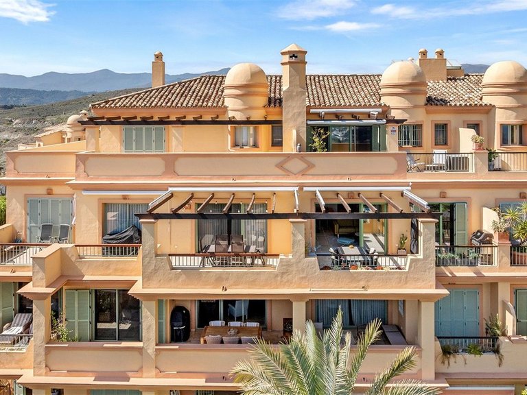 Apartment for Sale in Los Flamingos, Malaga 40