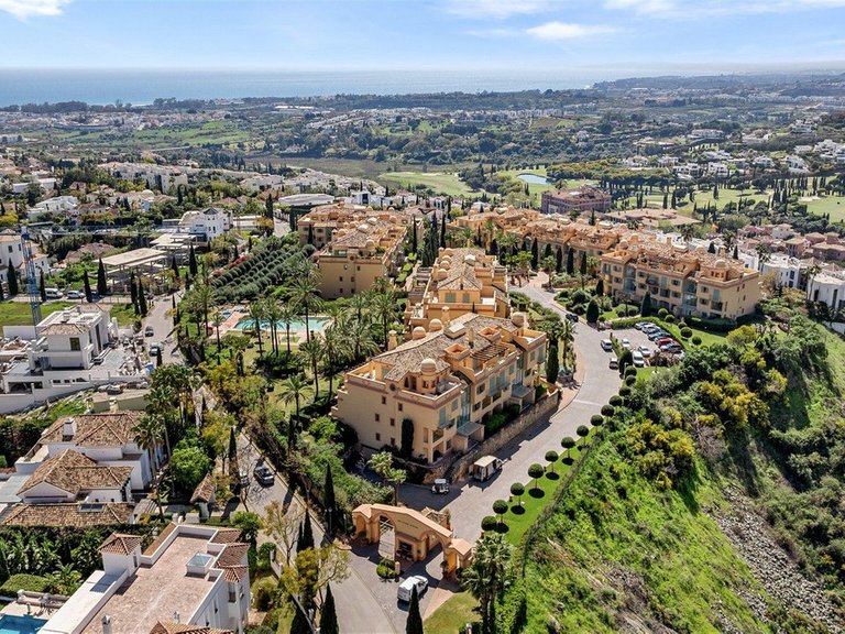 Apartment for Sale in Los Flamingos, Malaga 44