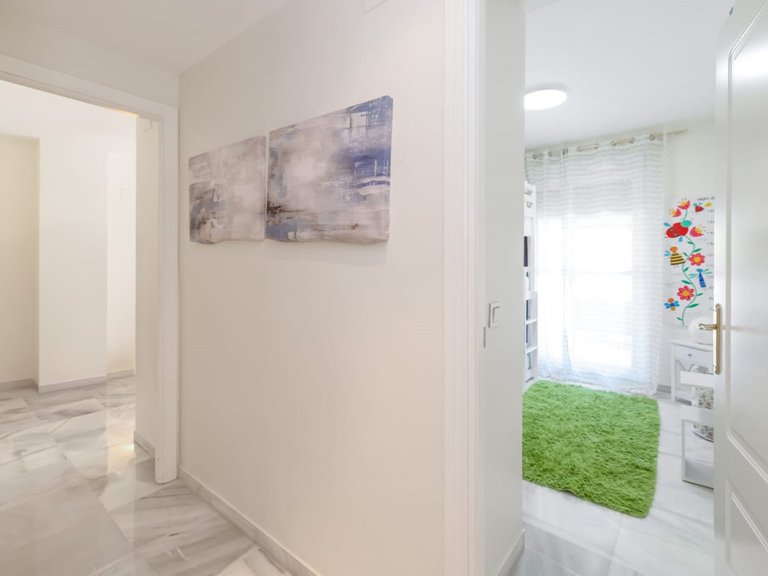 Apartment for Sale in Nueva Andalucía, Malaga 16