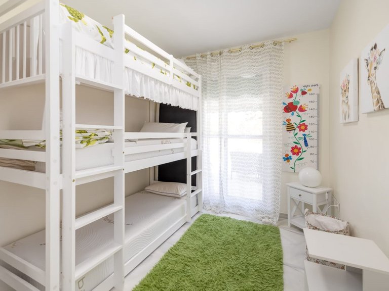 Apartment for Sale in Nueva Andalucía, Malaga 17