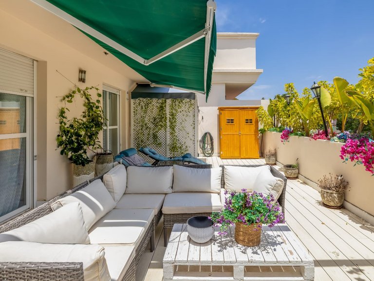 Apartment for Sale in Nueva Andalucía, Malaga 22