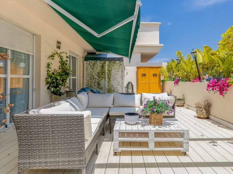 Apartment for Sale in Nueva Andalucía, Malaga 23