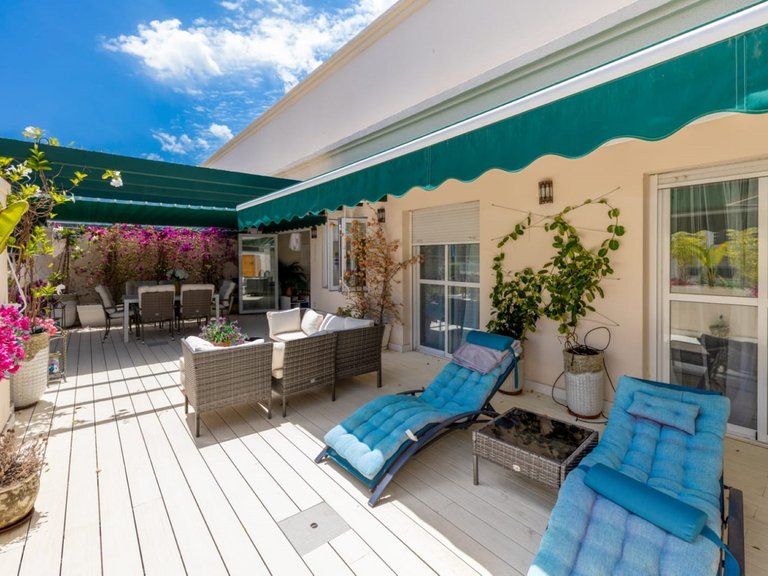 Apartment for Sale in Nueva Andalucía, Malaga 30