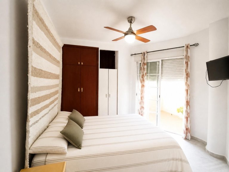 Apartment for Sale in Montemar, Malaga 10