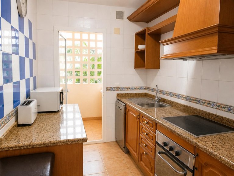 Apartment for Sale in Montemar, Malaga 8