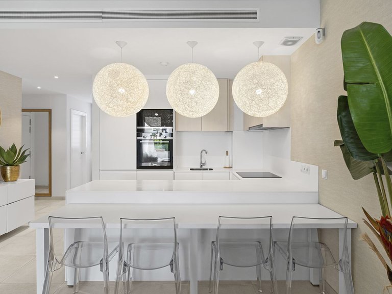 Apartment for Sale in El Paraiso, Malaga 13