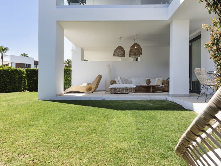 Apartment for Sale in El Paraiso, Malaga 2