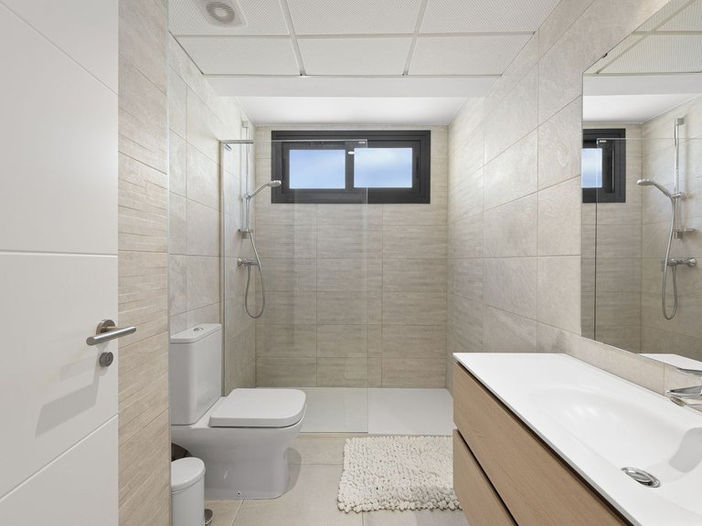 Apartment for Sale in El Paraiso, Malaga 24